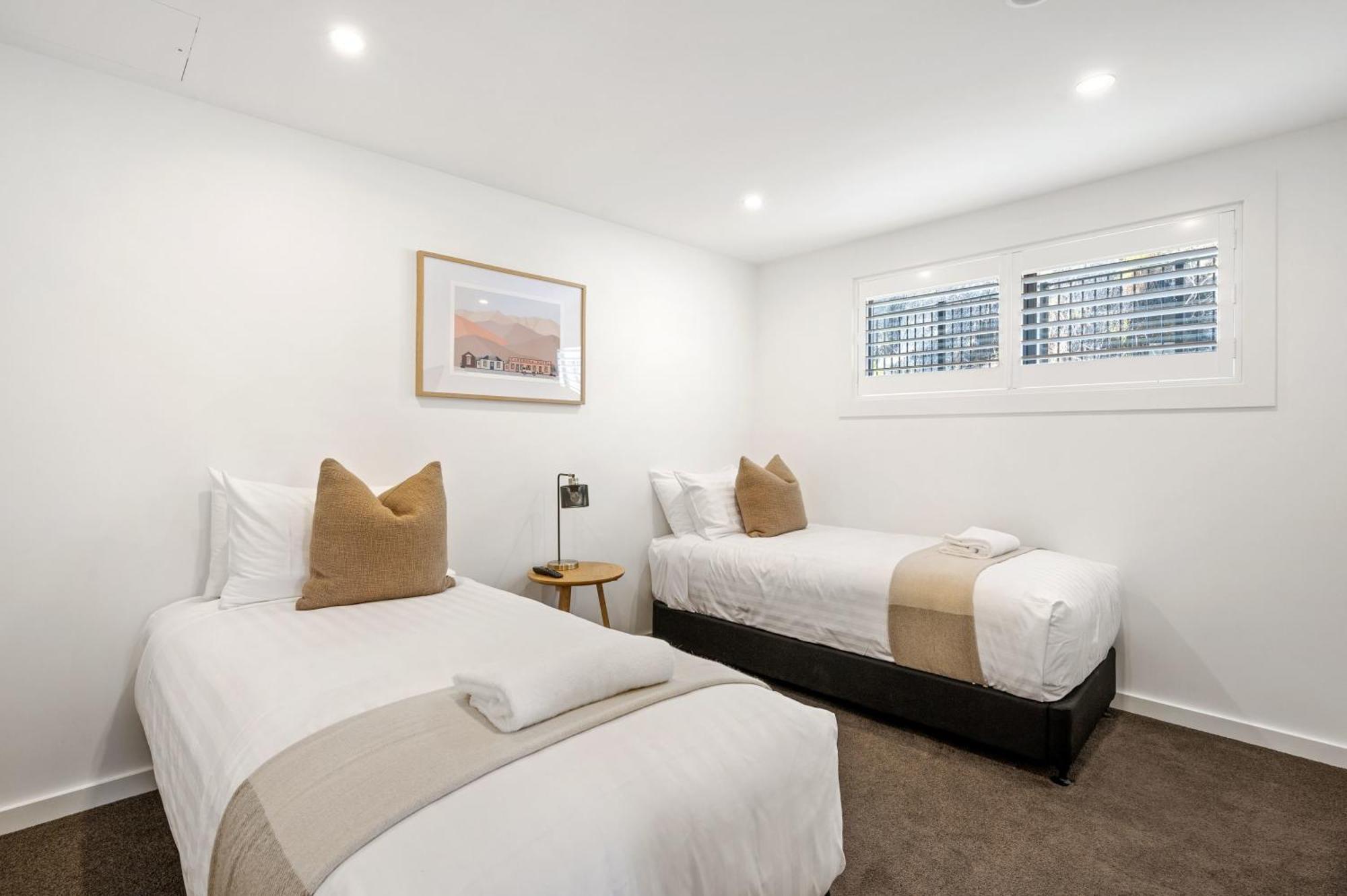 Lakeside Luxury 2 Bedroom Apartment Wanaka Extérieur photo